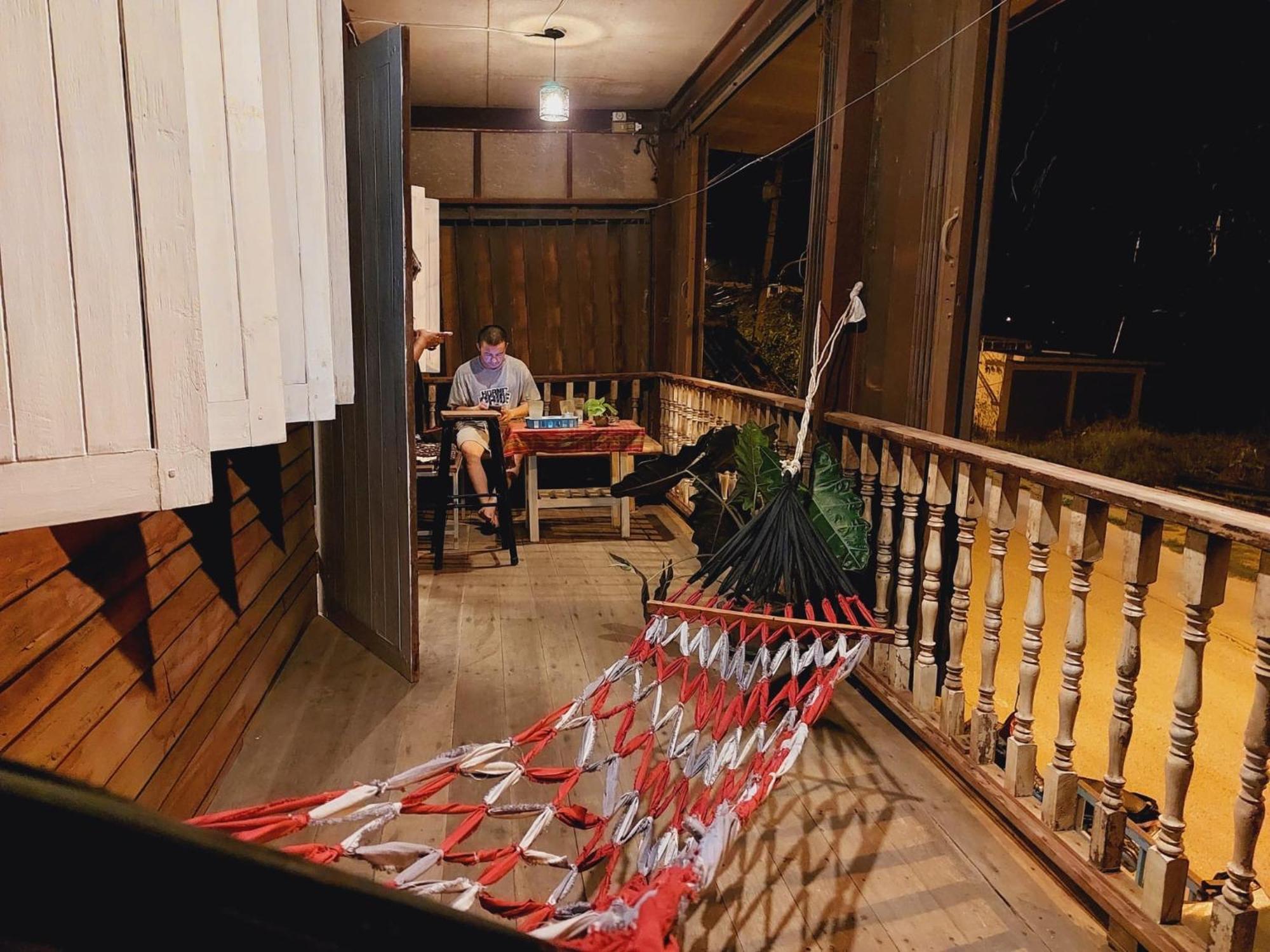 Hostelbed And Retreat Phitsanulok Exterior photo