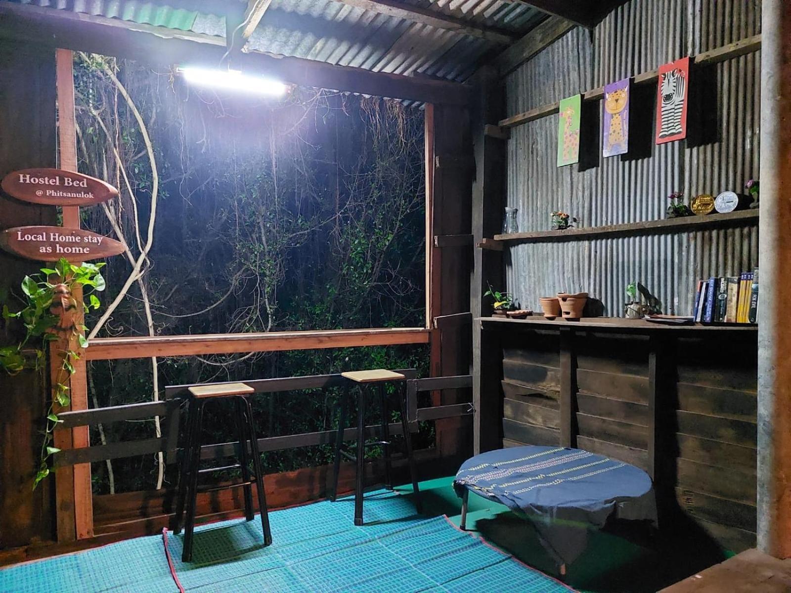 Hostelbed And Retreat Phitsanulok Exterior photo